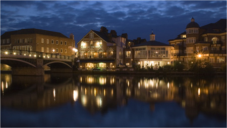 Ed_Doughty_Eton_at_NightU.jpg