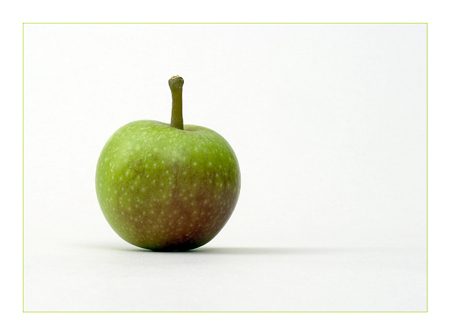 Ed_Doughty_One_Apple.jpg