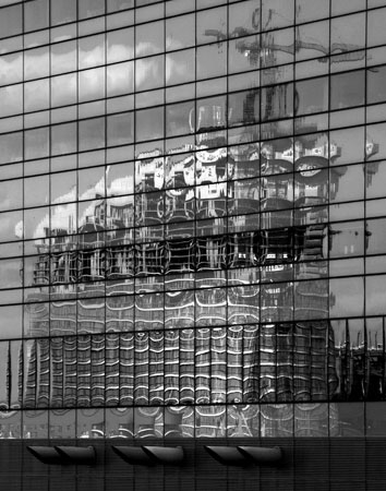 vDave-Mundy-Windows-Reflect.jpg