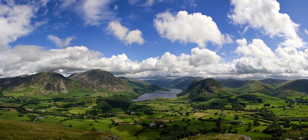 StewartRobertson-LakelandPanorama.jpg
