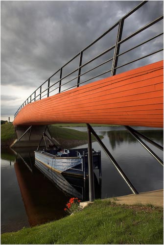 DaveMundy_OrangeBridge.jpg
