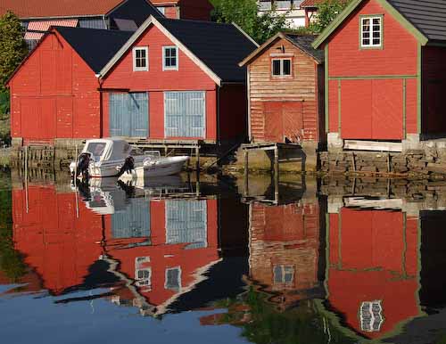 Sharonribbon_boatsheds.jpg