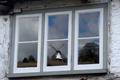 chrisribbon-Open-turvillereflection.jpg