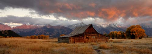 ChrisRibbon-Open-SunriseatMoltonRanch.jpg