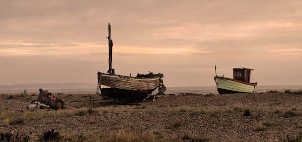 RonCastleBoatsatdawn.jpg