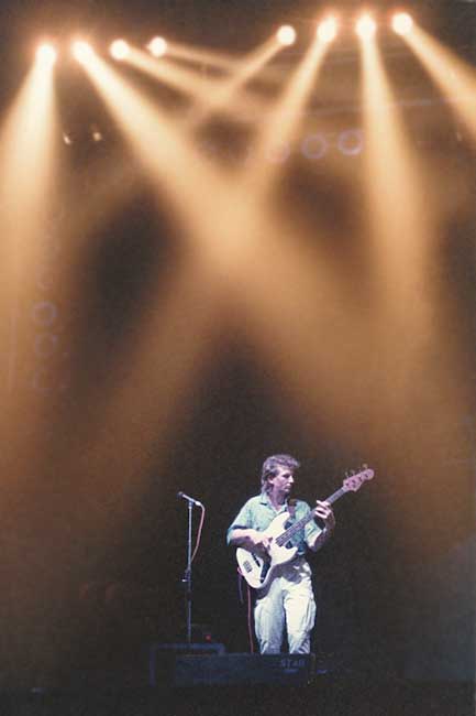 StewartRobertson-Open-Guitarist.jpg