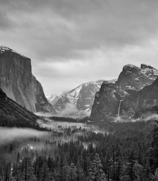 Sharon_Ribbon-Annual-Yosemite_Valley_in_mist.jpg