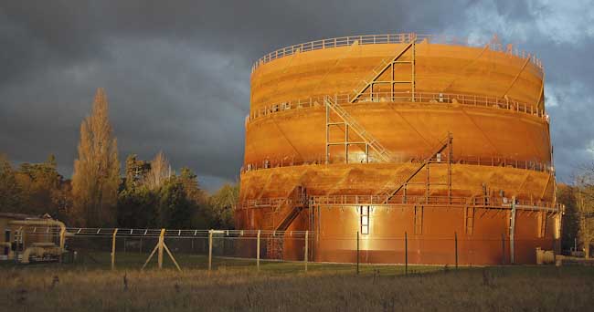 Alan_Hynard_Gasometer_JPEG_edited-2.jpg