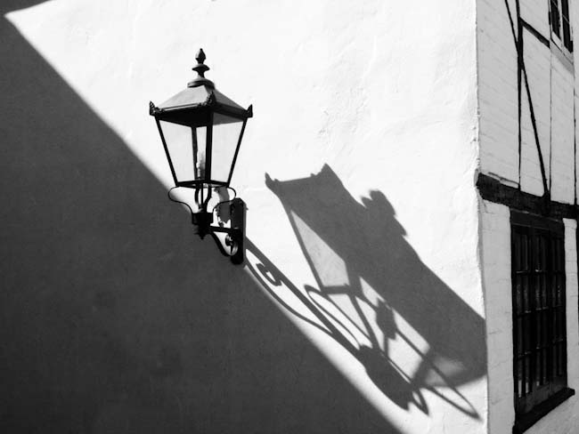 Monochrome-David_Sherwill-Stree_Light_shadow.jpg