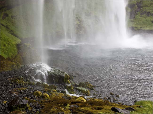 Roger_Norton-Advanced-Seljalandsfoss.jpg