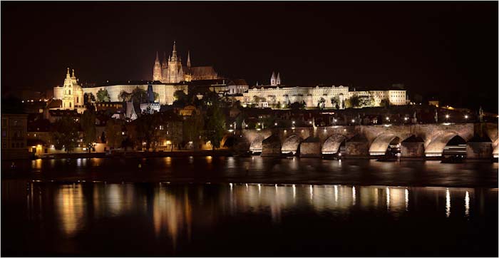 bMark_Russell-Landscape-PRAGUE_CASTLE.jpg