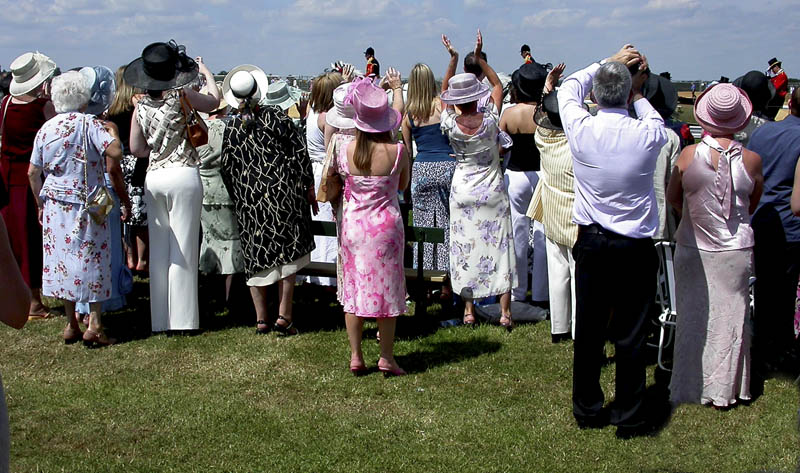Ascot1.jpg