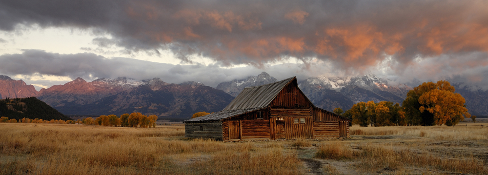 Molton Ranch at sunrise