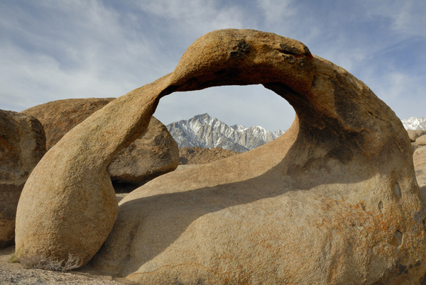 Lone Pine Mountain framed by the Mobius Arch