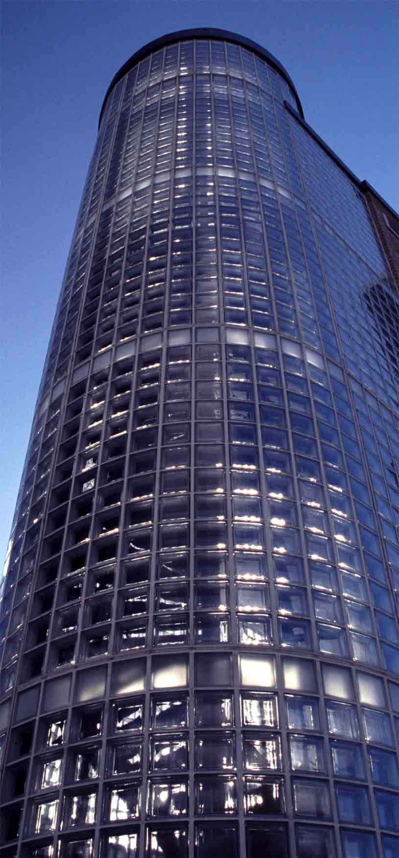 Glass-staircase.jpg
