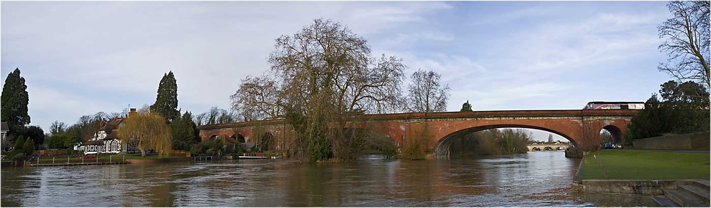 Brunels-Bridge.jpg