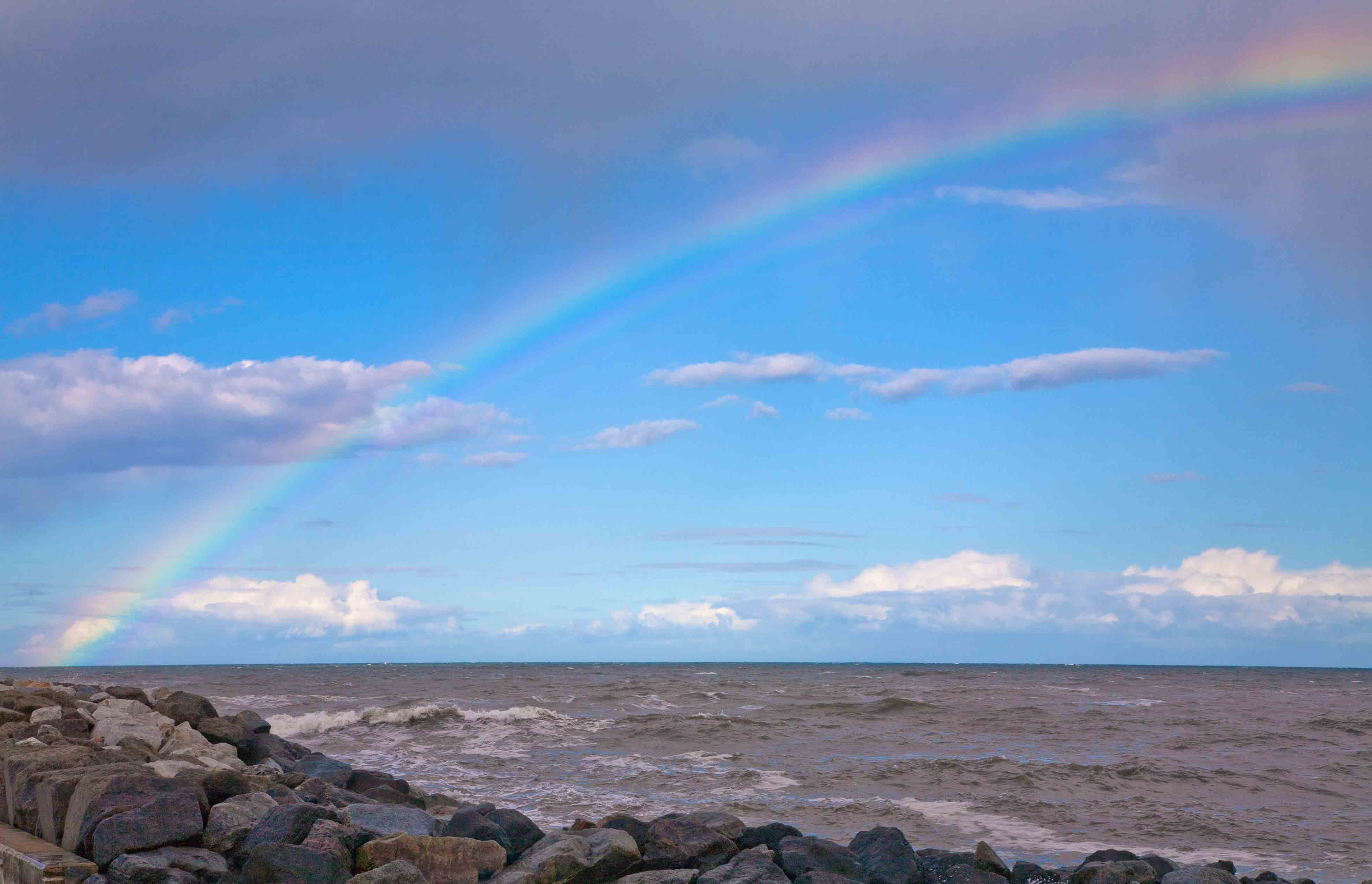 Rainbow at Staithes - Des Hassell